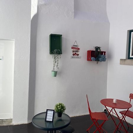 5 Senses Hostel Setubal Exterior photo