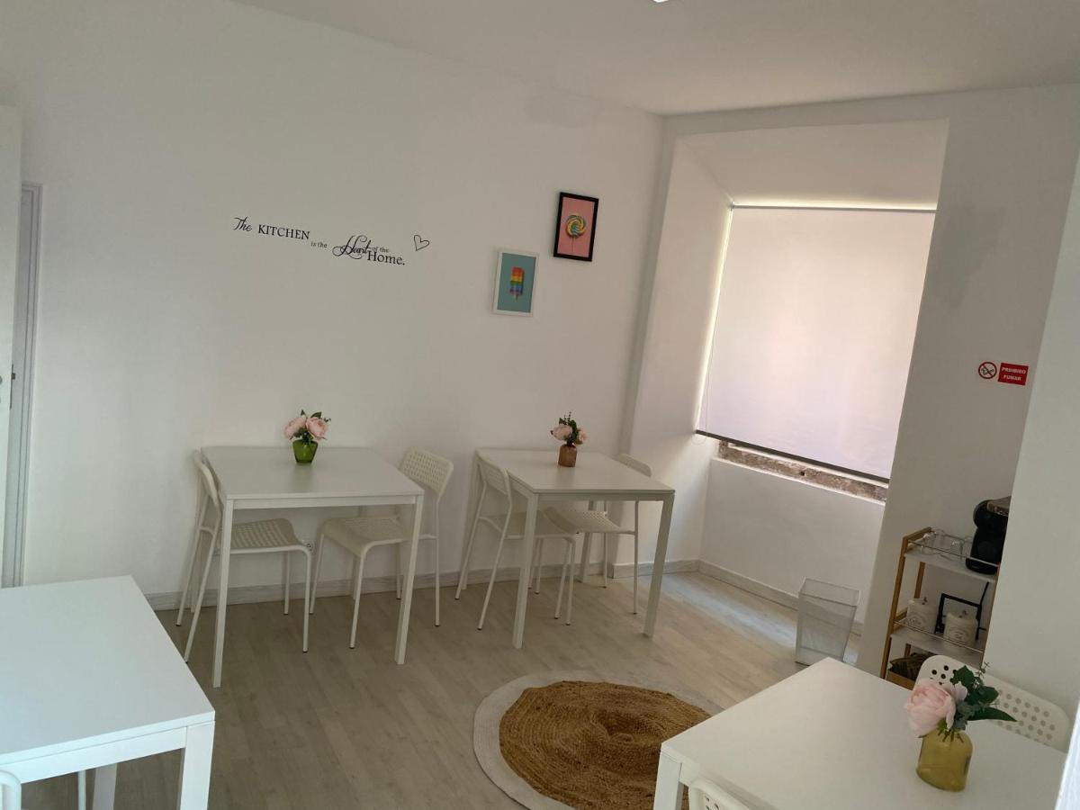 5 Senses Hostel Setubal Exterior photo