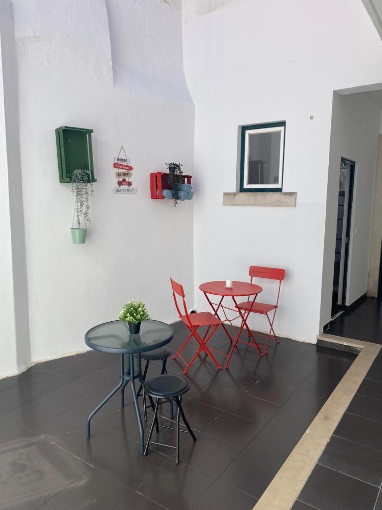 5 Senses Hostel Setubal Exterior photo